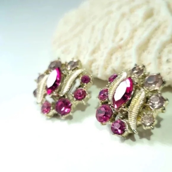 Deep Magenta Rhinestone Vintage Earrings - Picture 7 of 8
